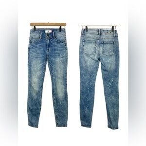 Cabi #5492 Sz 4 Cinch Skinny High Waist Bleach Splatter Lightly Distressed Jeans